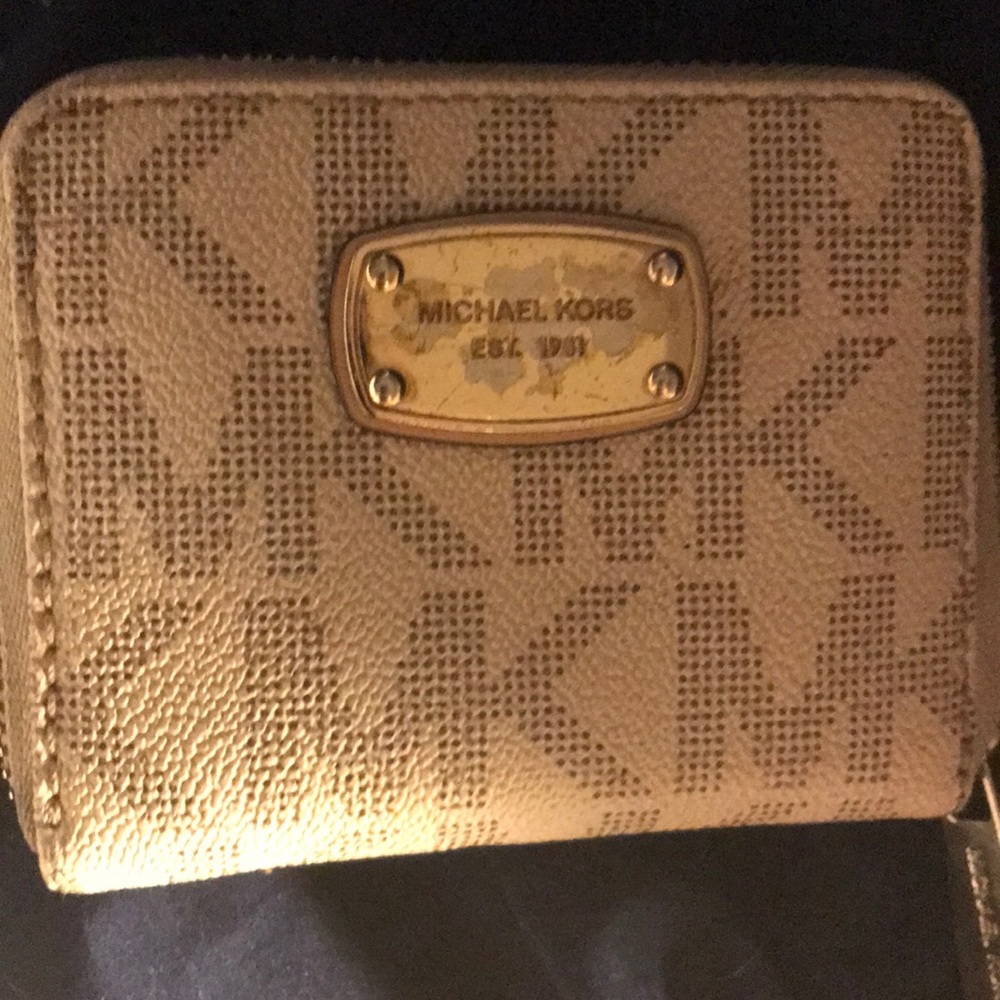 Michael Kors wallet and purse